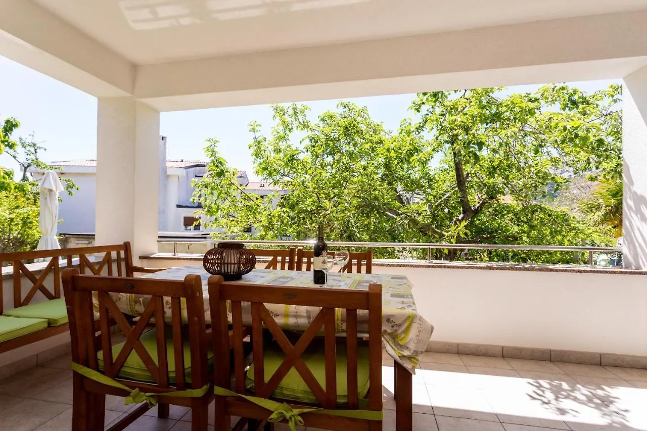 Apartments Hana Baska